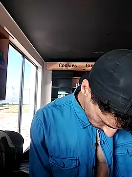 LiL-DRapXXX online show from April 26, 1:31 pm