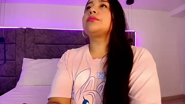 Violet  Rouse  online show from March 15, 1:28 pm