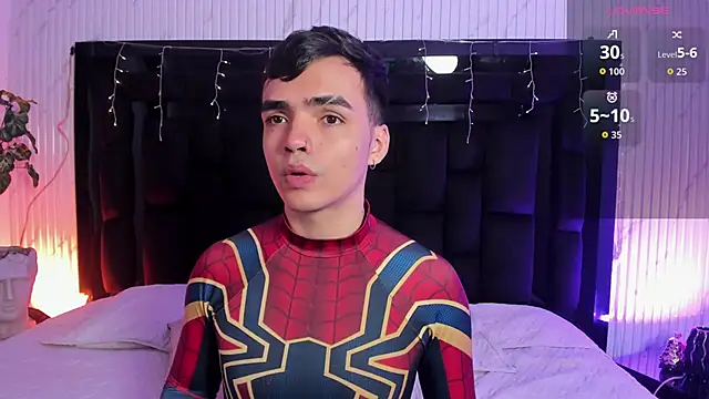 NicoKinggs  online show from March 13, 1:07 pm