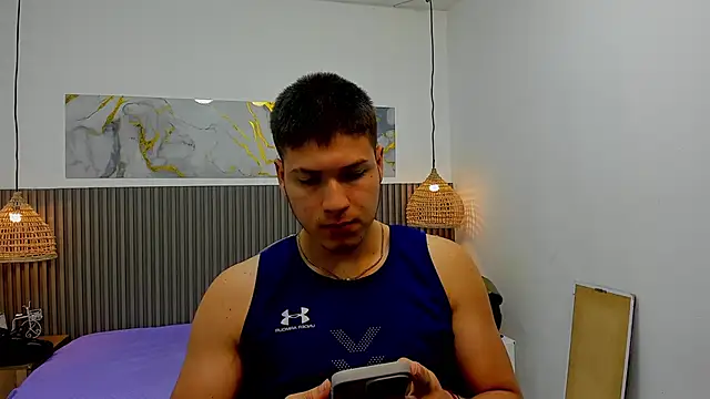Snapshot of AlessandroFranco chatting on July 1, 12:29 pm AlessandroFranco online show from July 1, 12:29 pm