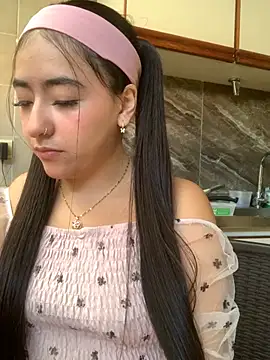 CatalinaSantana Pink online show from March 11, 8:48 pm