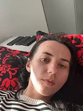 Oliviyaa kiss  online show from March 12, 2:01 pm