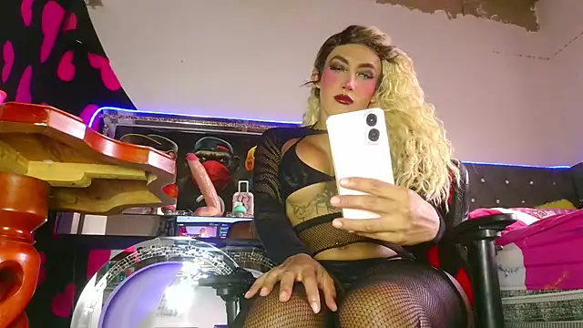 candy aass online show from April 27, 9:35 pm