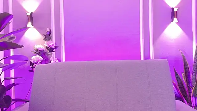 ZoeyMonroe  online show from May 23, 4:07 am