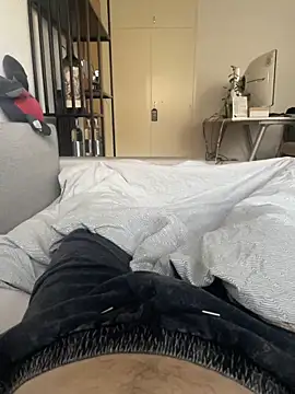 Snapshot of curvedlongdick chatting on June 15, 3:14 pm curvedlongdick online show from June 15, 3:14 pm