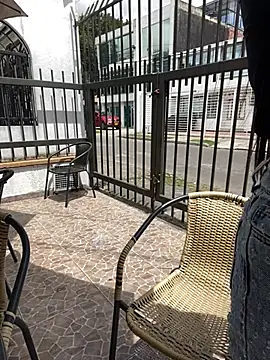 Snapshot of Electra_Pinkk chatting on August 8, 3:58 pm Electra Pinkk online show from August 8, 3:58 pm