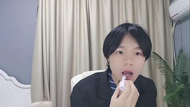 XLX-111 online show from March 13, 1:07 pm