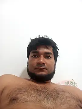 NuttyOverlord online show from March 17, 4:32 pm