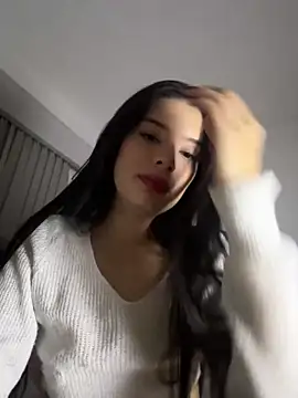 Valen Gia online show from March 20, 1:32 am