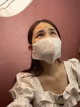 Snapshot of Emma_2603 chatting on April 3, 1:42 pm Emma 2603 online show from April 3, 1:42 pm