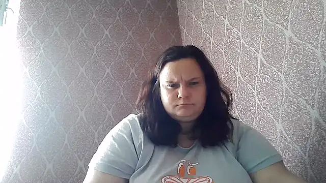 DollyGersonn online show from June 15, 11:45 am
