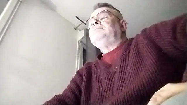 oura online show from March 15, 5:46 am