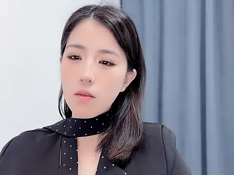 amy-666666 online show from March 13, 2:51 am