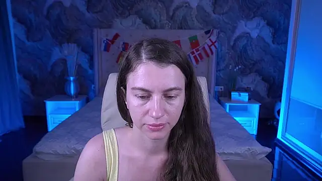 LittleJulii online show from July 8, 7:18 pm