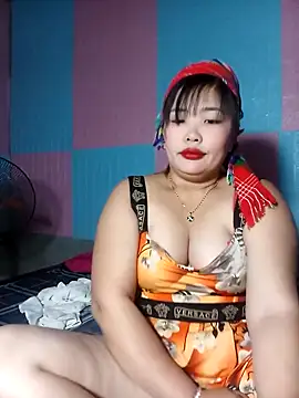 Snapshot of Irene-01 chatting on March 12, 2:23 pm Irene-01 online show from March 12, 2:23 pm