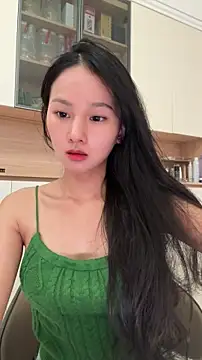 Lynn 33 online show from June 26, 10:08 am