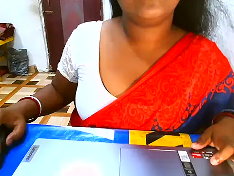 IamRiva online show from March 15, 11:49 am