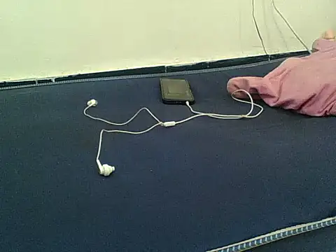 Snapshot of Mafiababy chatting on March 13, 10:11 am Mafiababy online show from March 13, 10:11 am