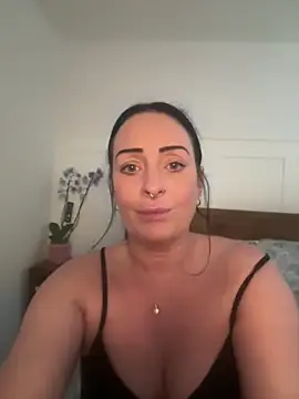 Freya-lane online show from March 16, 12:20 pm