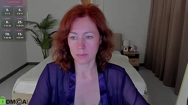 Snapshot of LeticiaRomano chatting on May 7, 4:07 am LeticiaRomano online show from May 7, 4:07 am