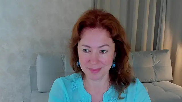 Snapshot of LeticiaRomano chatting on May 19, 4:08 am LeticiaRomano online show from May 19, 4:08 am