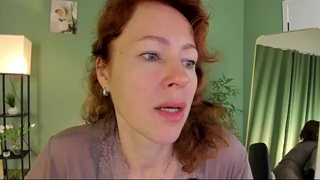 Snapshot of LeticiaRomano chatting on July 5, 4:07 am LeticiaRomano online show from July 5, 4:07 am