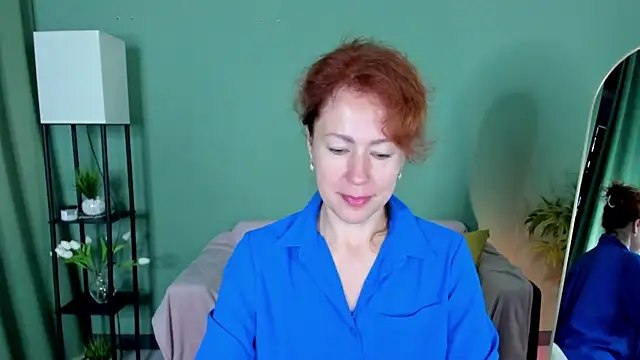 Snapshot of LeticiaRomano chatting on July 17, 4:08 am LeticiaRomano online show from July 17, 4:08 am