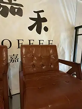 luoli-b online show from March 18, 9:01 am