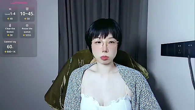 lin lin 520 520 online show from May 7, 3:39 pm