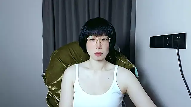 lin lin 520 520 online show from May 26, 3:41 pm