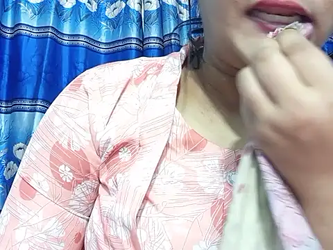 Emma 4433 online show from March 13, 5:41 pm