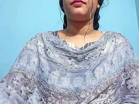 Emma 4433 online show from May 7, 5:51 pm