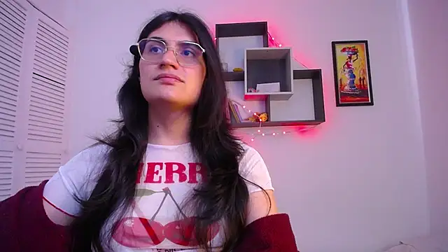 selene cutie online show from March 12, 4:24 pm