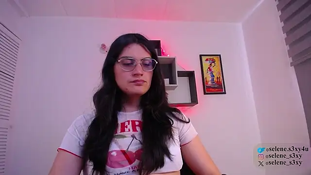 selene cutie online show from March 15, 4:13 pm