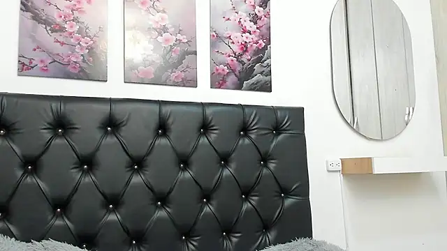 Snapshot of Tamar4_f00x chatting on June 25, 12:53 pm Tamar4 f00x online show from June 25, 12:53 pm