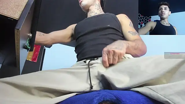 Wall ee- online show from March 14, 7:30 pm