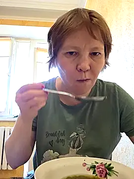  LOLA-LOLA  online show from May 17, 1:07 pm