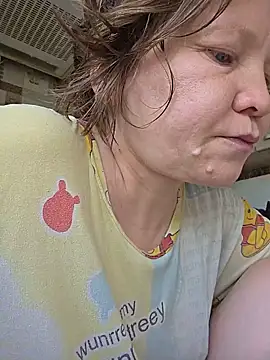  LOLA-LOLA  online show from June 17, 6:49 am