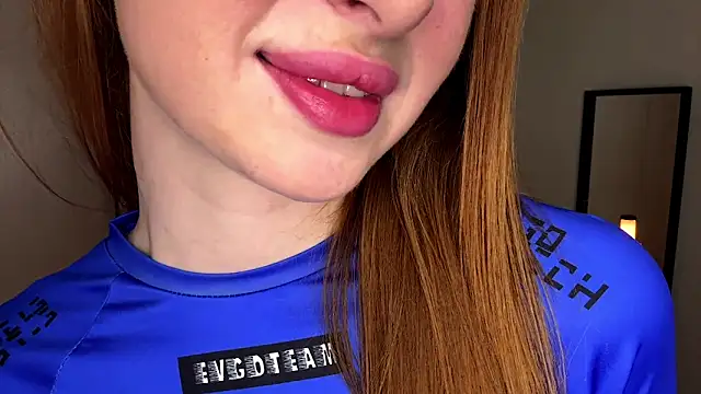 SkyAlice01 online show from March 14, 4:18 am