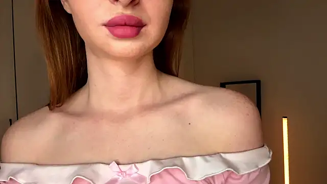 SkyAlice01 online show from March 16, 4:18 am