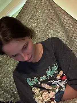 urfavgamergurl online show from July 14, 8:03 pm