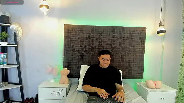 baby west online show from March 15, 5:41 pm