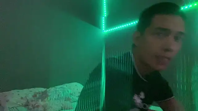 BrownBoyLover01 online show from March 12, 10:32 am