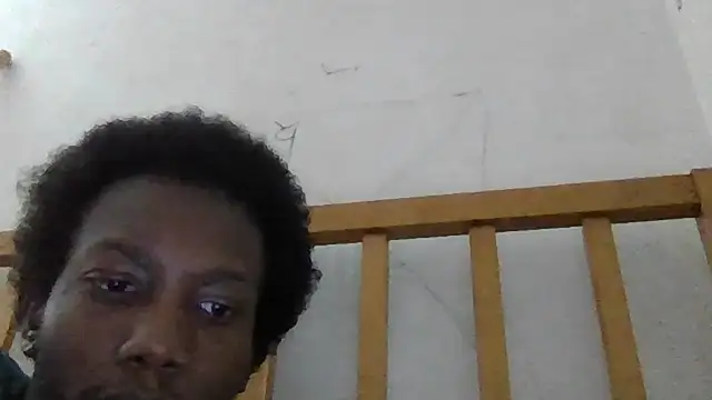 Snapshot of zacharyandrews778 chatting on May 11, 12:55 pm zacharyandrews778 online show from May 11, 12:55 pm