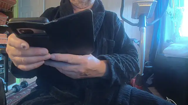 Snapshot of Buggemann chatting on June 28, 3:01 am Buggemann online show from June 28, 3:01 am