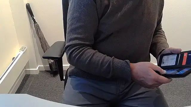 Snapshot of Buggemann chatting on July 28, 3:13 am Buggemann online show from July 28, 3:13 am