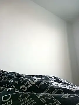 Puma818181 online show from March 12, 5:24 am