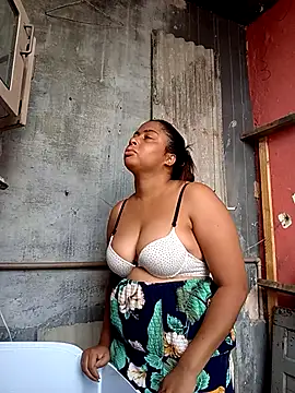 Snapshot of gatinha20257 chatting on April 26, 4:26 pm gatinha20257 online show from April 26, 4:26 pm