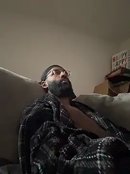 Snapshot of Papi_k2000 chatting on April 10, 9:30 pm Papi k2000 online show from April 10, 9:30 pm