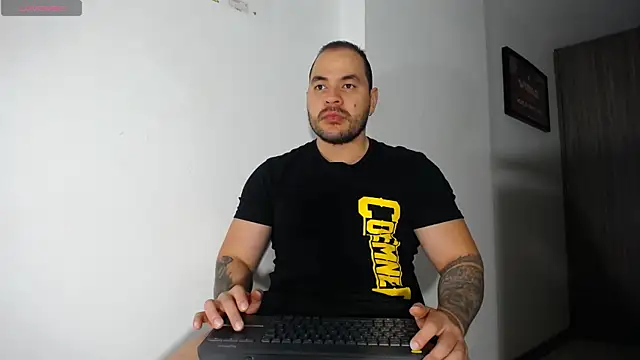 Axel Dominus online show from June 22, 10:01 am
